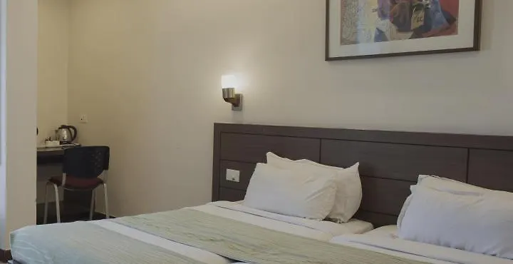 Hotel Crystal Retreat Agra
