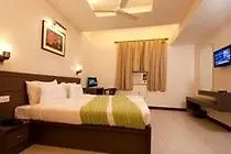 ***  Hotel Crystal Retreat Agra  India
