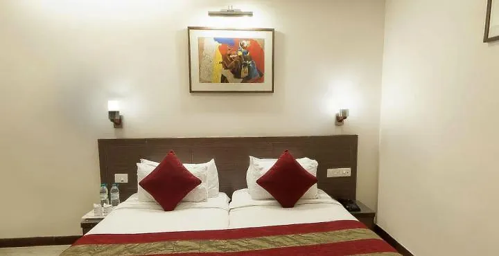 Hotel Crystal Retreat Agra   Agra (Uttar Pradesh)